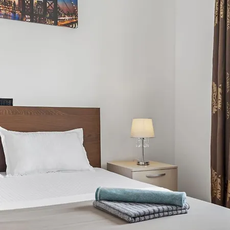 Apartment With Panoramic Views Of Old Town *