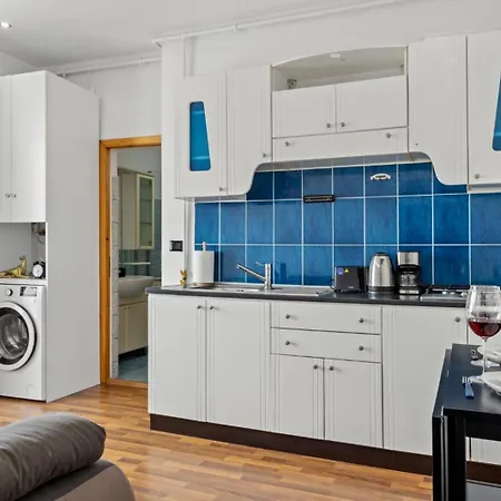 With Panoramic Views Of Old Town Апартаменти Бухарест